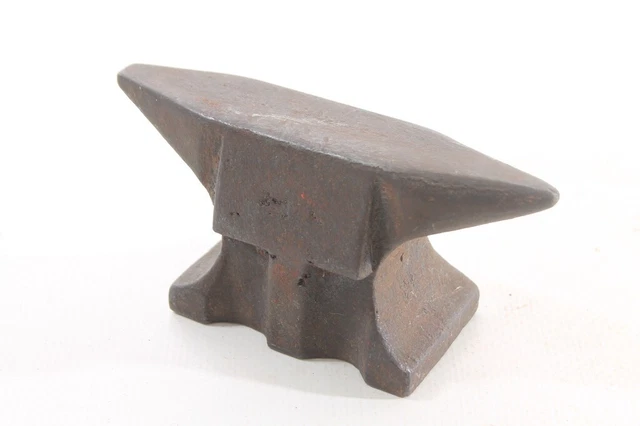 OUTIL ANCIEN PETITE enclume enclumette de bijoutier horloger EUR 25,00 - FR