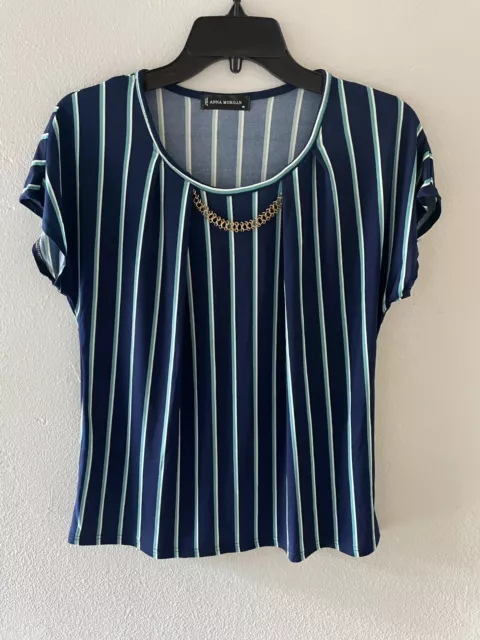 Short sleeve women top. Size M