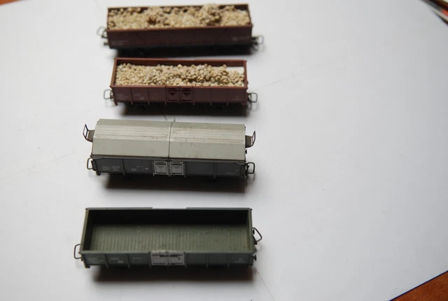 Wagons Marchandises Jouef HO - Isothermes Et Containers - Vintage 1970