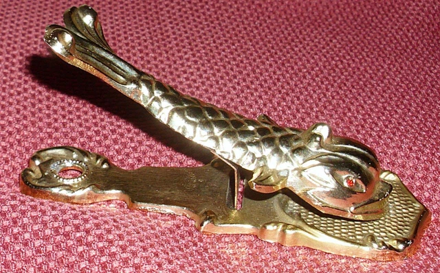 Vtg Figural Brass Prehistoric Fish Paper Clamp Clip Holder Desk Wall Hanging