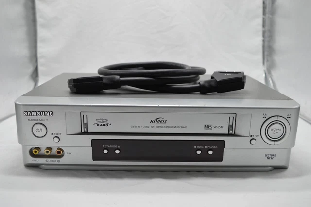 MAGNÉTOSCOPE LECTEUR CASSETTE enregistreur recorder VHS K7 Toshiba EUR