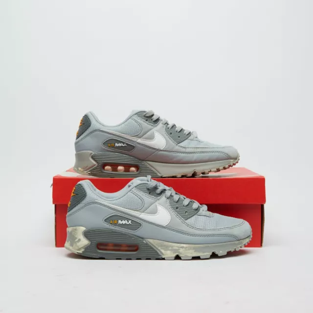 NIKE Air Max 90 Grey SIZE 8  Trainers