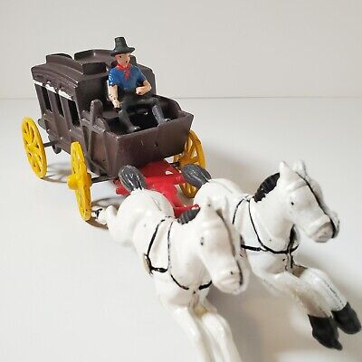 Vintage Cast Iron Double Horse Drawn Stagecoach with Driver Figure Approx 11.5"