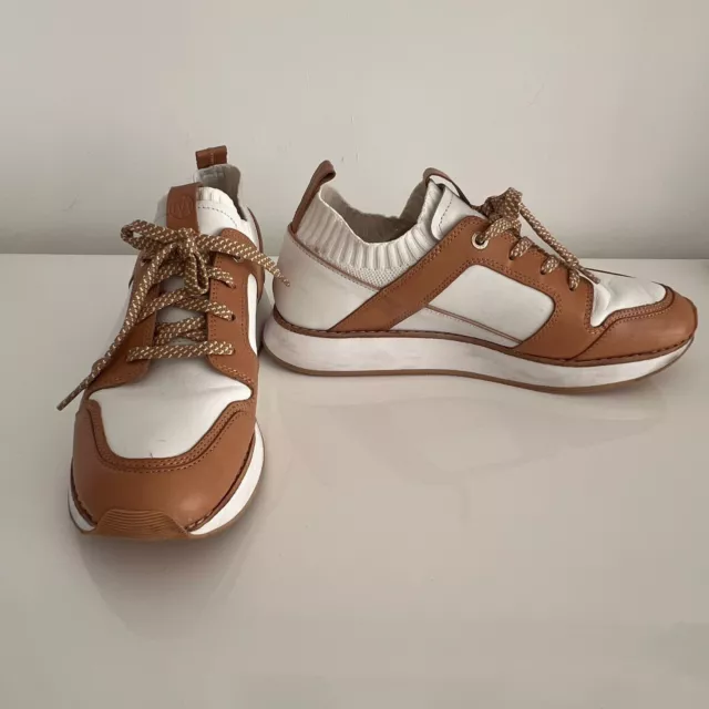 Massimo Dutti Ladies Sneakers/Bowling Shoes In White And Tan Leather. Size 7 2