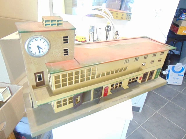 Gare En Tôle Peinte Bing/Marklin - Train O - Début XXe - 23x15xH17 Cm