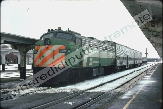 Original Slide BN Burlington Northern 9918 EMD E9AM 2-1980 Aurora ILL