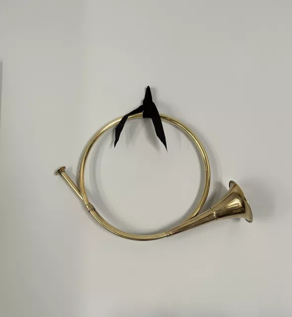 Vintage Brass Equestrian Hunter’s Horn 18” X 15”