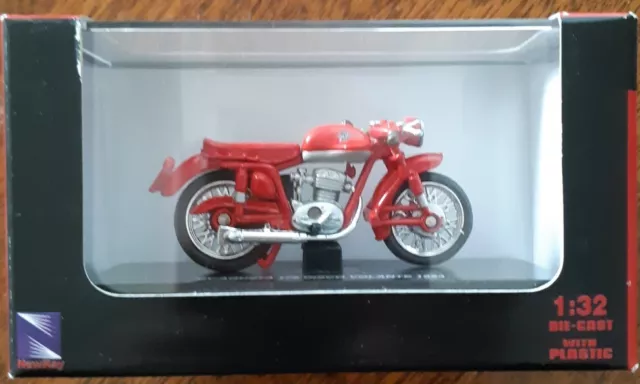 Mv Agusta 175 Disco Volante 1954 Motor Cycle Die Cast & Plastic New Tracked Post