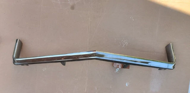 1970 Buick Riviera Grill Header Panel Trim 2