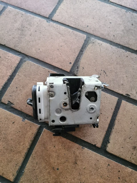 Frankberg Serrure De Porte Servomoteur Arrière Gauche 4-Pôles Compatible Focus III Hatchback Limousine 2010-Aujourd'hui - Réf. BF6AA26413AE