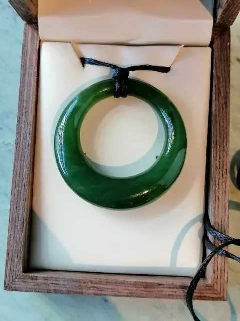 New zealand design Jade Round shape large pandent / necklace 37mm 3