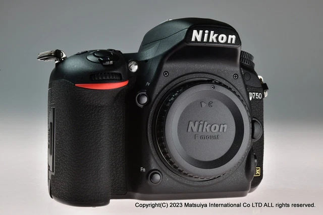 ** Near MINT ** NIKON D750 24.3MP Digital Camera Body Shutter Count 18492 2
