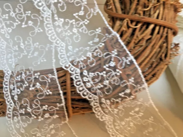 Very Pretty and Delicate 5 cm Ivory Embroidered Tulle Lace Trim. Bridal Sewing 2