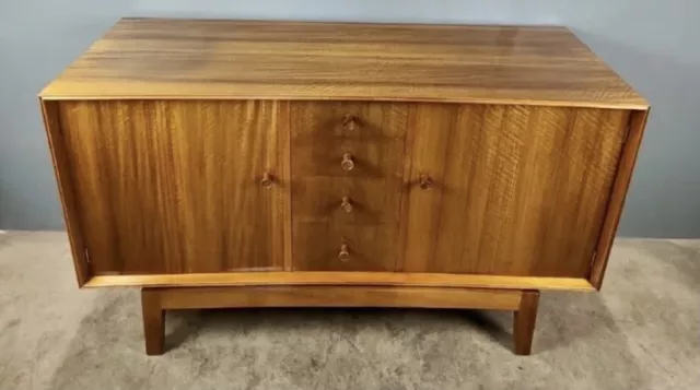 Mid Century Gordon Russell Walnut Sideboard cabinet Retro Vintage