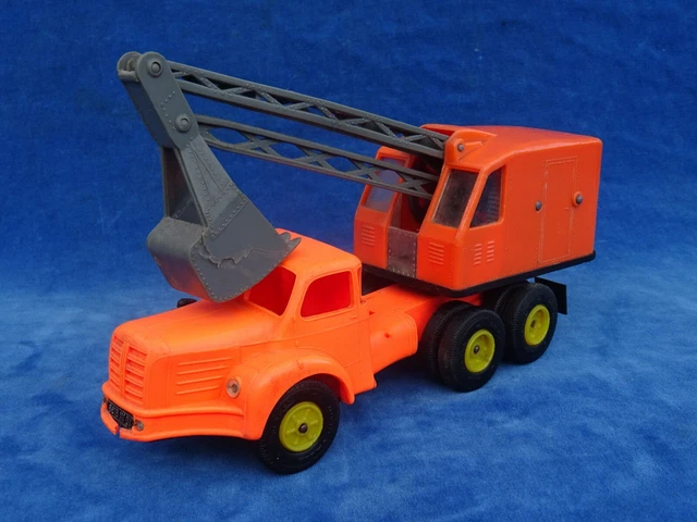 BERLIET TRACTEUR TBO 15 JAUNE ET REMORQUE PORTE VOITURE GRISE NOREV Plastique 143 Sans Boite Voir Etat