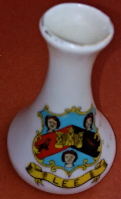 Crested War-Narrow Necked Vase - ARCADIAN - made for Twiss Bros Ilfracombe - LEE