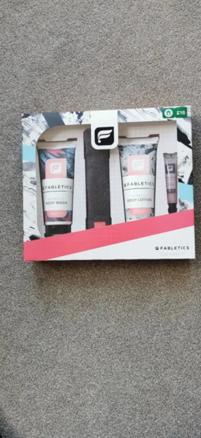 FABLETICS GIFT SET including gym towel body wash body lotion & lip balm  New £8.99 - PicClick UK