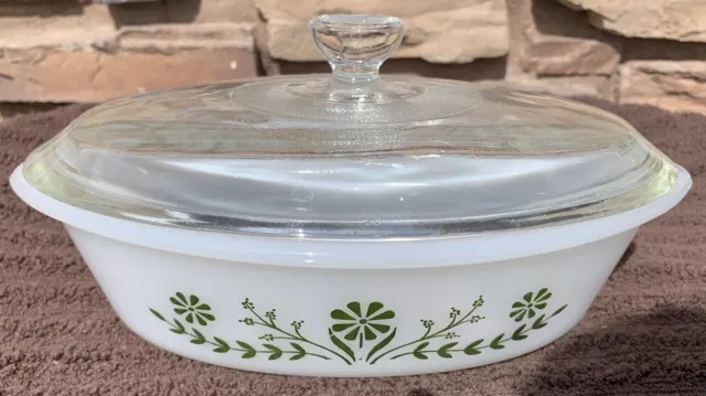 Vintage Glassbake Green Daisy Pattern 1 Qt. Oval Milk Glass Casserole Dish/lid