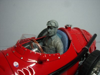 FIGURINE 1/18  PHIL HILL WINNER  VROOM  NOT PEINT  CMC  EXOTO  GP REPLICAS  CMR 