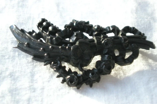 Broche Ancienne Des Années 1940 En Bijou Fantaisie De Qualité - Diamètre 4 Cm - Excellent état