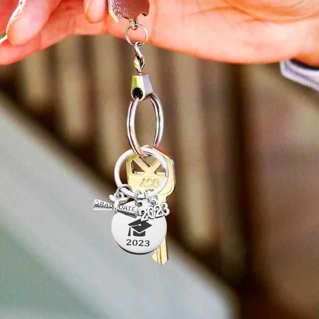 2 PCS Porte-clés Cadeaux De Fin D'études Pendentif En Acier Inoxydable 11