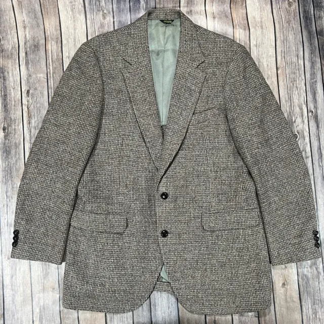 VINTAGE Harris Tweed Wool Blazer Jacket Sport Coat Men 42 Brown USA Made Preppy