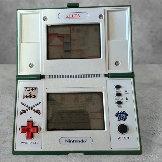 NINTENDO GAME AND Watch 1989 Zelda Multi Screen Made In Japan Vintage