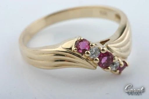 Rubin Zirkonia Ring in 8kt Karat 333 er Gelbgold Gr. 54 -