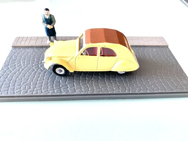 Dinky Toys 1:43 - Model van - Citroën 2CV Wegenwacht nr. 25d / 562H