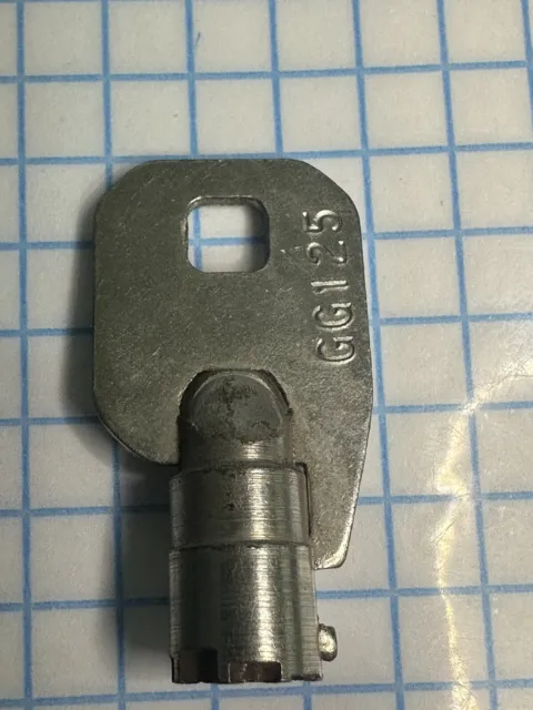 (1) ORIGINAL ACE Tubular key for Vending - GG125