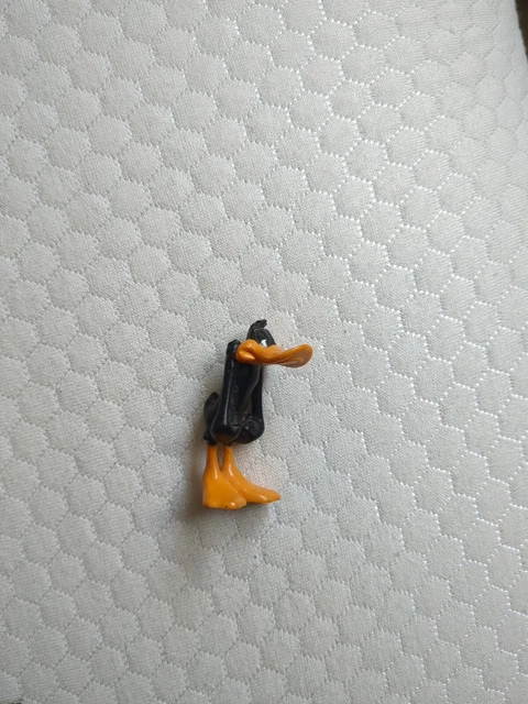 VINTAGE DAFFY DUCK PVC Figure Warner Bros Looney Tunes 1997 3" £2.50 ...