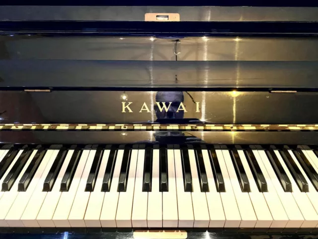 Pianoforte Acustico Verticale KAWAI BL-61 (3 Pedali)