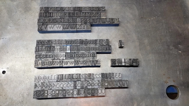 1 INCH GARAMONT Font Metal Letterpress Printing Vintage Used Printer Blocks Set