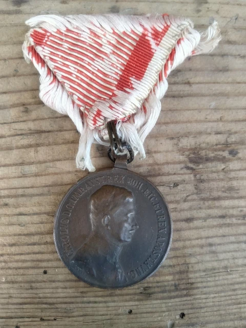 WW1 MEDAGLIA bronzo austriaca austria ungheria Carlo imp. Fortitudini K