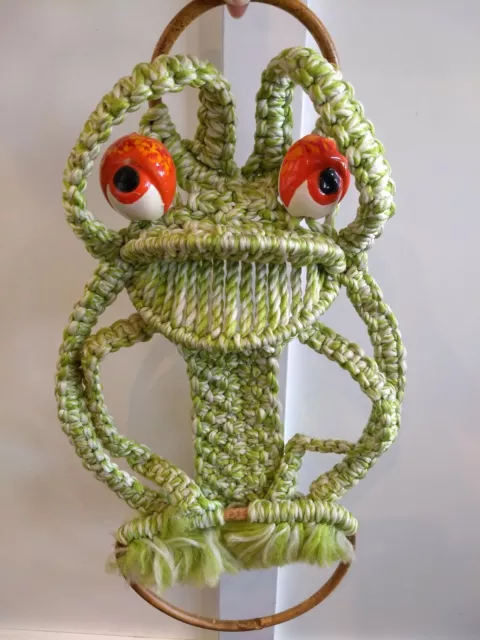Vintage 70s Macrame Green Frog Wall Hanging Mid Century Art Wall Decor Hanger