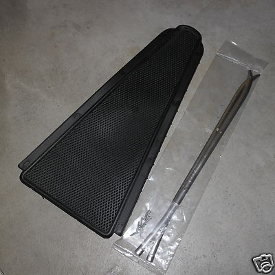 Cif 7429-KT TAPPETINO CENTRALE NERO COMPLETO CIF TIPO ORIGINALE VESPA GTR 