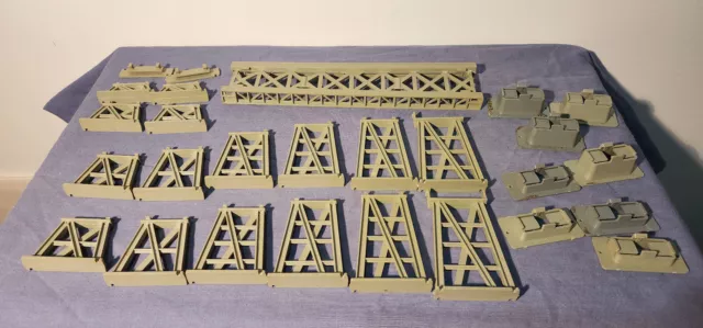 Lima HO scale MODEL RAILWAY BRIDGE & TRACK SUPPORTS - pre-owned