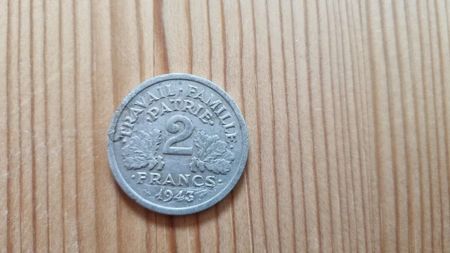 2 FRANCS - 1943 - Aluminium - "TRAVAIL . FAMILLE . PATRIE" - "ETAT