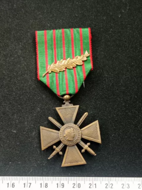 Medaille Dekoration Kreuz De Guerre 1914-1918 Mit Palme - REF10726J