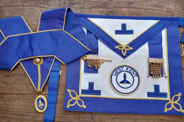 IMMACULATE Craft Masonic KIDSKIN  Un Dress WEST KENT Provincial Apron & Collar
