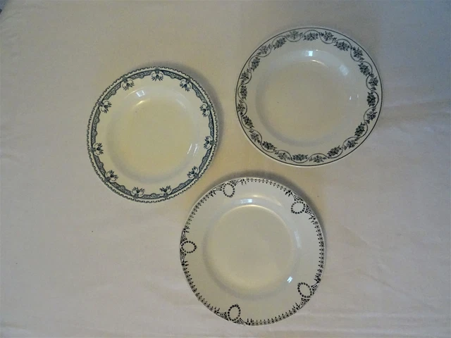 3 Assiettes plates  faïence  ancienne 572112  St Amand Salins  vert