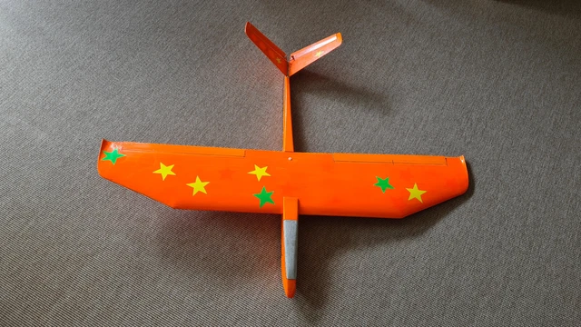 Produktbild von Gugxiom Flying Sword RC Glider – 2026, Ferngesteuertes Flying Sword, 3 Gang Stunt Steuerung