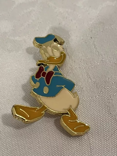 Walt Disney Donald Duck Enamel Pin Large 2-inch 1970’s Vintage Gold Metal