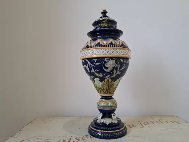 Superbe Grand Vase Couvert En Faience De Parthenay Hauteur : 36 Cm