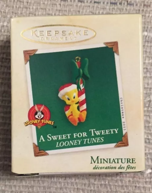 Hallmark Keepsake Looney Tunes A Sweet For Tweety 2003 Miniature Ornament - NIB