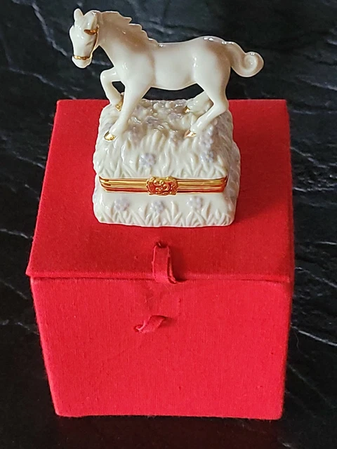LENOX Treasures Afternoon In The Meadow Horse Trinket Box 1st Issue
