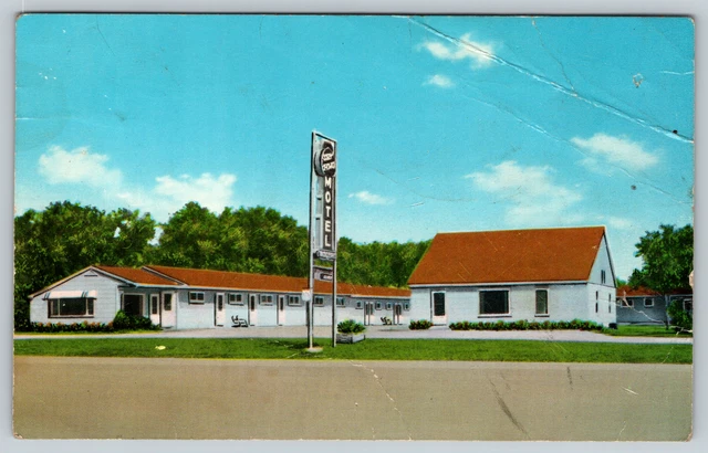c1960s Cozy Grove Motel Tracy Minnesota Highway 14 Vintage Postcard