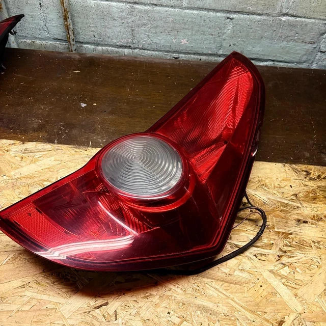 NEW Side Wing Repeater Indicator Light For Vauxhall Agila (2008-2015) - Part # 36410-51K00