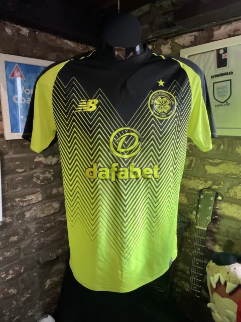 Celtic 2019-20 Home Kit (L) – Saturdays Football