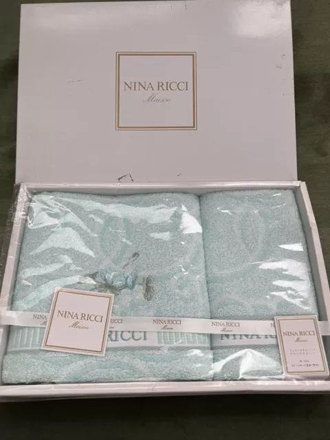 Nina Ricci Towel Set/Face towel and Guest Towel